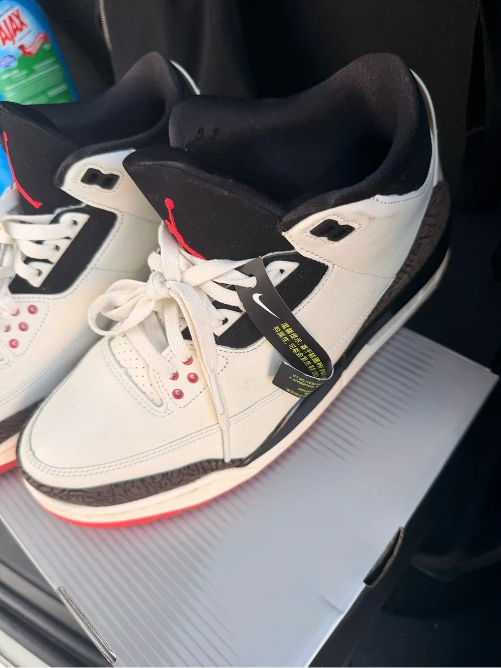Jordan 3 Men’s White, Black and Red Retro Basketball Sneakers